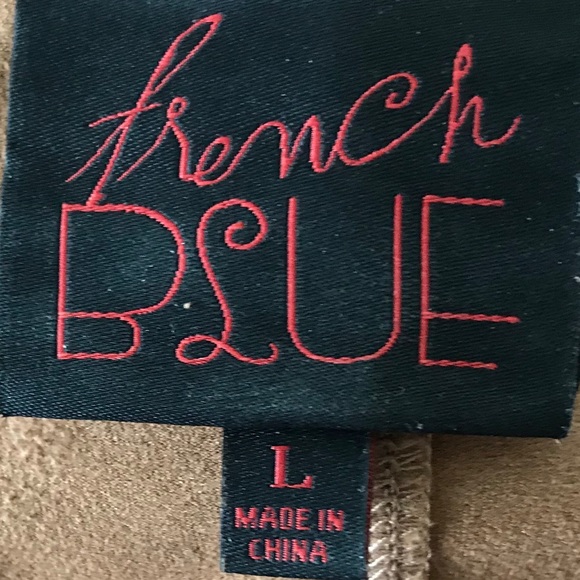 BLUE SUEDE Beautiful Boho Fringed Western Poncho. - Picture 6 of 9